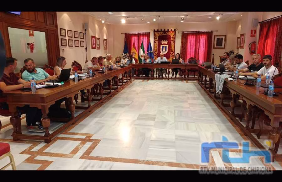 El pleno chipionero acuerda por unanimidad la colocación de una placa conmemorativa en La Lagunilla en memoria de Antonio Lázaro