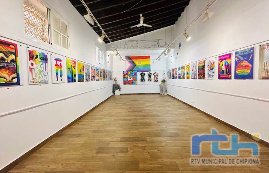 La Sala Espacio Vacío acoge desde hoy la exposición de las obras presentadas al concurso de carteles ‘Chipiona Orgullosa’