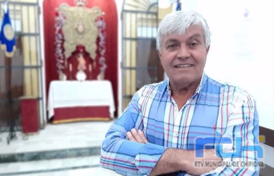El Ayuntamiento de Chipiona inaugurará mañana una placa dedicada a Antonio Luis Lázaro Mellado coincidiendo con la salida hacia el Rocío