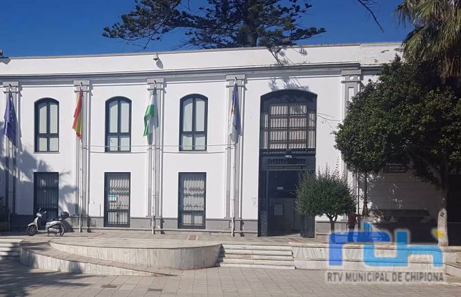 Mañana último día de exposición al público de los padrones tributarios del IBI urbano y rústico de Chipiona para 2025