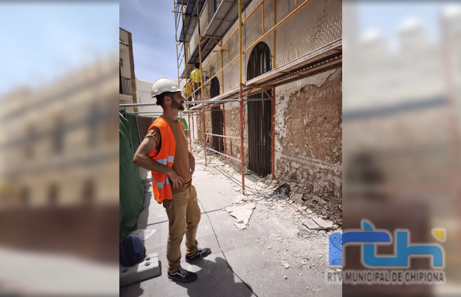 Comienzan las obras de rehabilitación de la fachada este del Castillo de Chipiona
