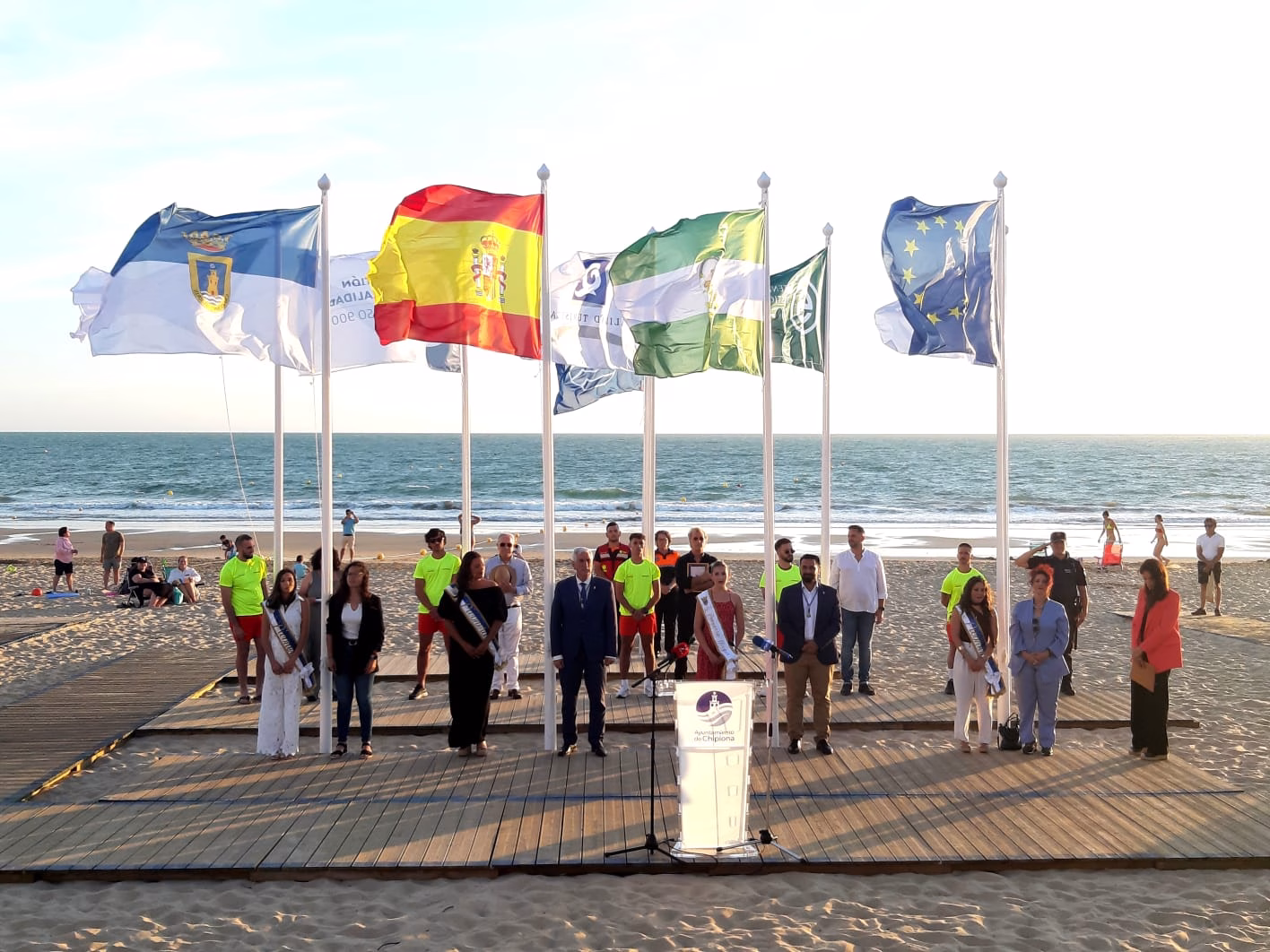 Inaugurada oficialmente la temporada alta de playas 2025 en Chipiona