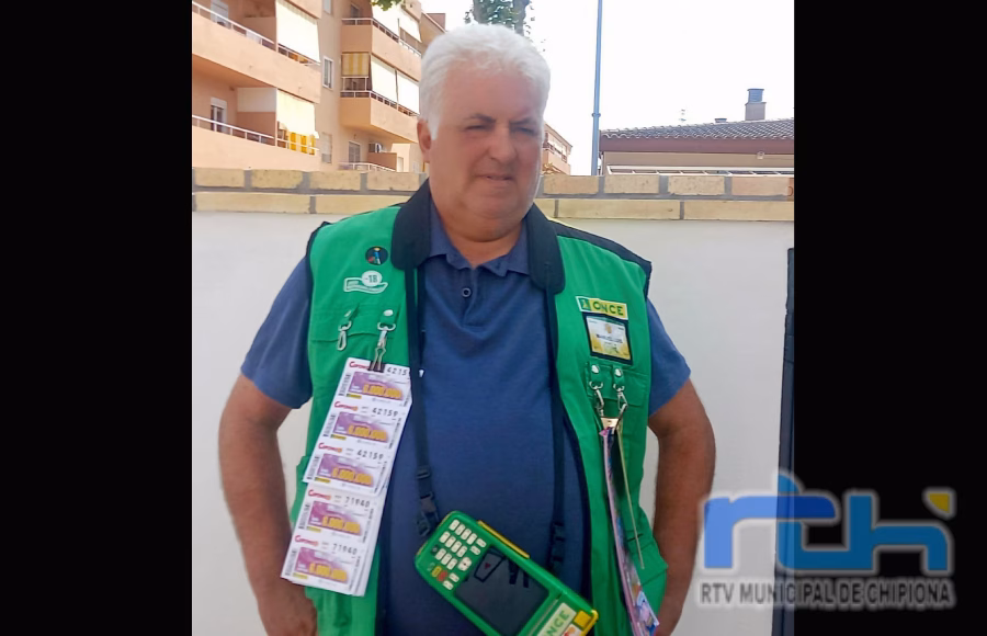 Una familia de Chipiona se lleva 150.000 euros con un Rasca de laONCE