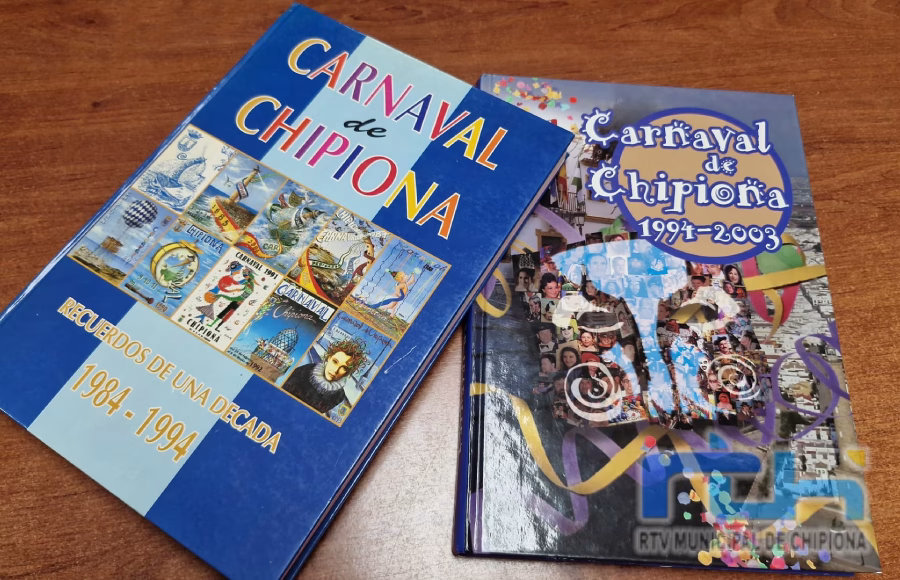 Fiestas trabaja en los libros del Carnaval de Chipiona de 2004 a 2023