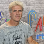 El artista de Chipiona Alfredo Zarazaga expone su obra en la sala Oreka Art en Soraluze, Guipúzcoa.