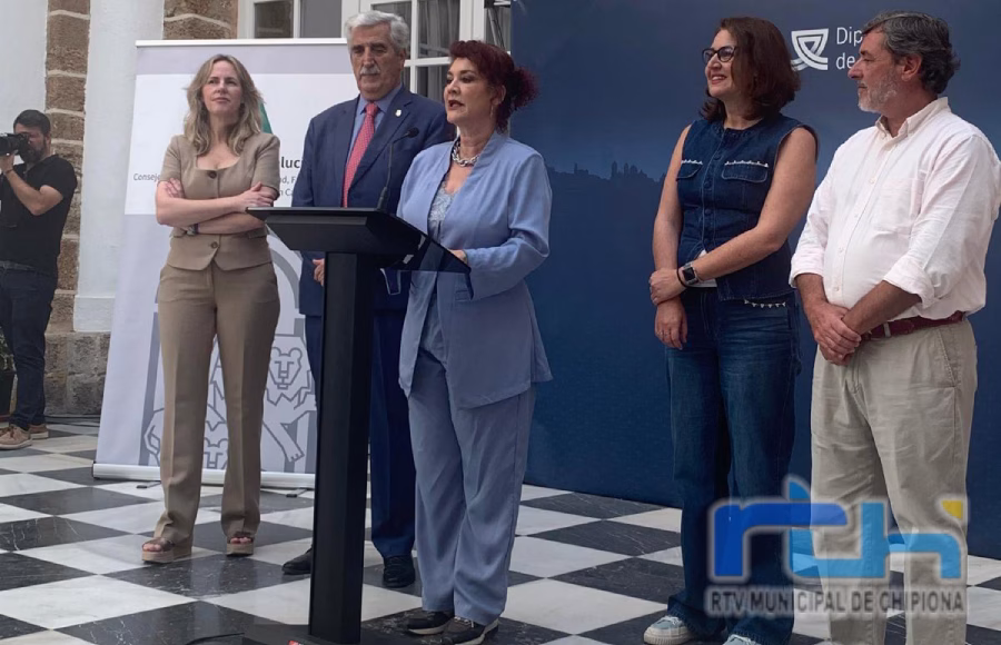 Presentado el cartel del Encuentro de Consejos Locales de Infancia y Adolescencia que se celebrará en Chipiona el 25 y el 26 de octubre