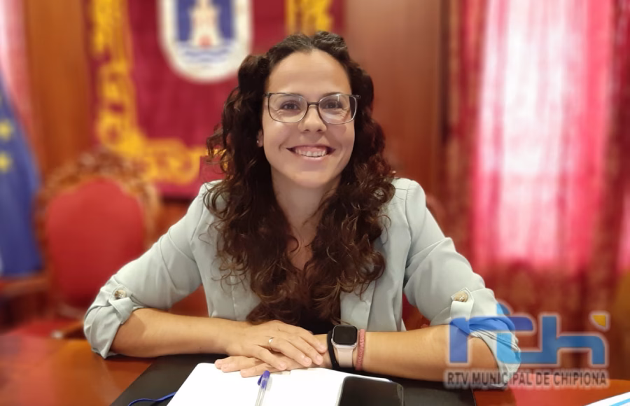 Laura Román informa sobre la creación de bolsa de trabajo temporal para personal de limpieza de edificios municipales