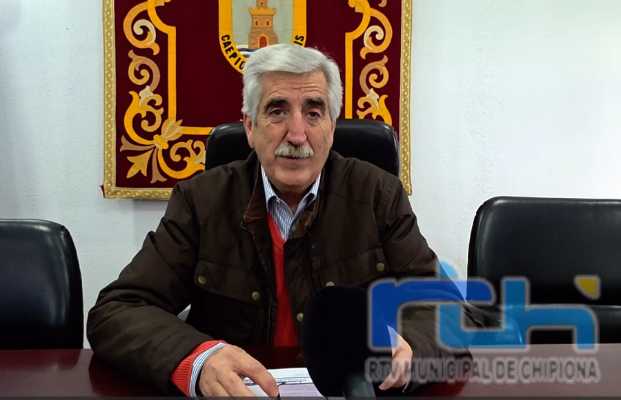 El Alcalde asiste  a la  asamblea general anual de la E U C Costa Ballena Chipiona