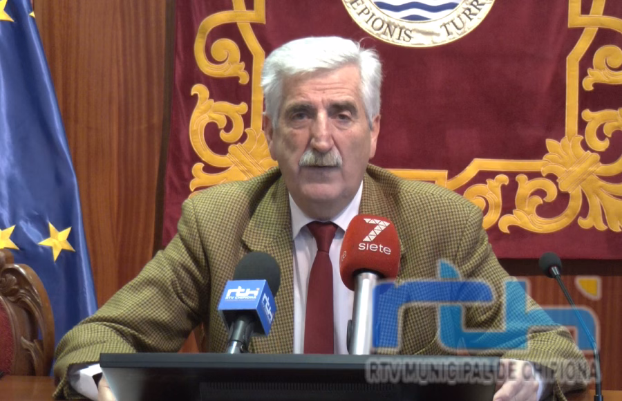 Luis Mario Aparcero informa de avances en la renovación del alumbrado público con nuevas luces LED en la localidad