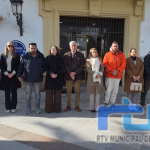 Chipiona guarda un minuto de silencio por las víctimas y personas heridas en el accidente ferroviario de Adamuz