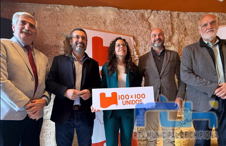 Laura Román presentada ante los medios de comunicación como candidata de 100×100 Unidos