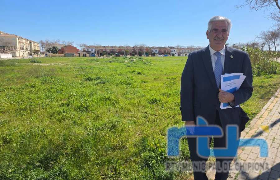 El alcalde de Chipiona afirma que se proyecta una residencia de mayores concertada en La Laguna y descarta un modelo privado