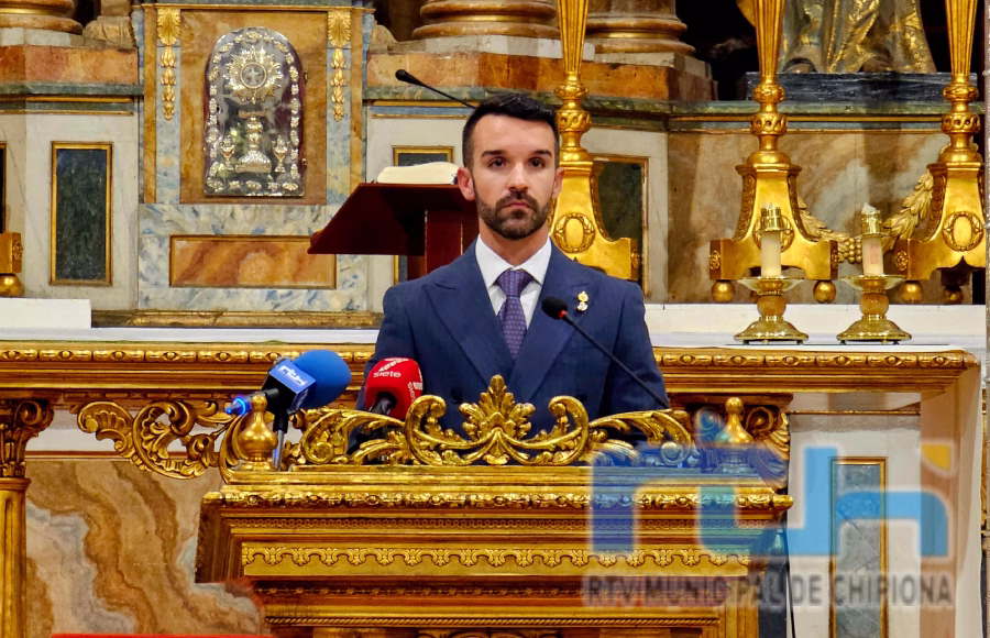 Chipiona inaugura su Semana Santa 2026 con un emotivo pregón de Alberto Reyes Fernández