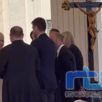 El chipionero Luis Carlos Vilches, párroco de Grazalema, acompañó al alcalde de esa población en una audiencia con el Papa León XIV