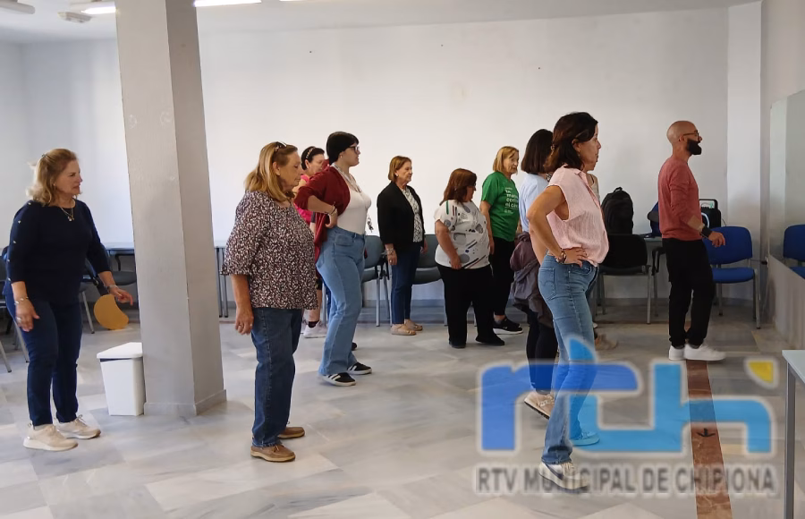 En marcha un taller de flashmob que promueve la igualdad y la participación ciudadana en Chipiona