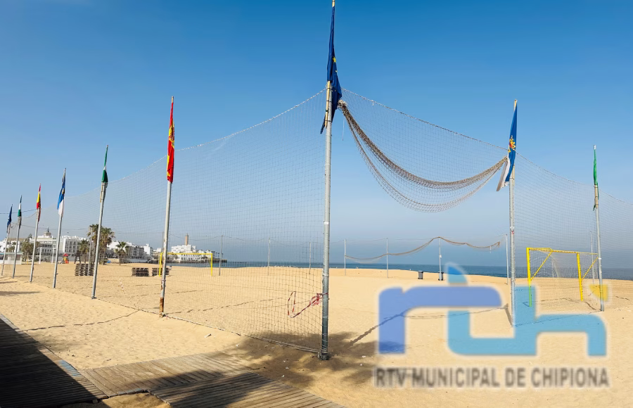 Chipiona es escenario los días 13 y 14 de mayo de la fase de grupos de la Copa Provincial Juvenil Femenina de Fútbol Playa
