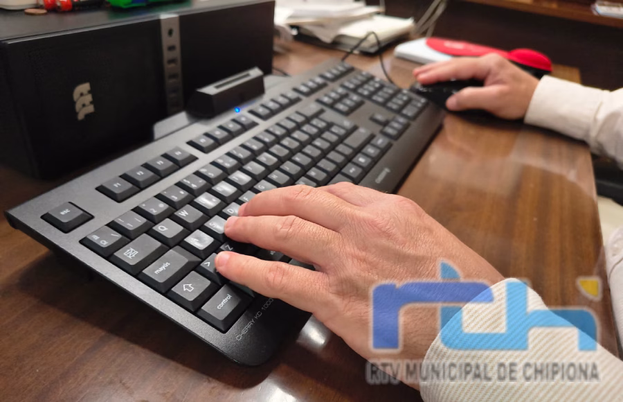 Chipiona accede a los cursos de Diputación para reducir la brecha digital en poblaciones de menos de 20.000 habitantes
