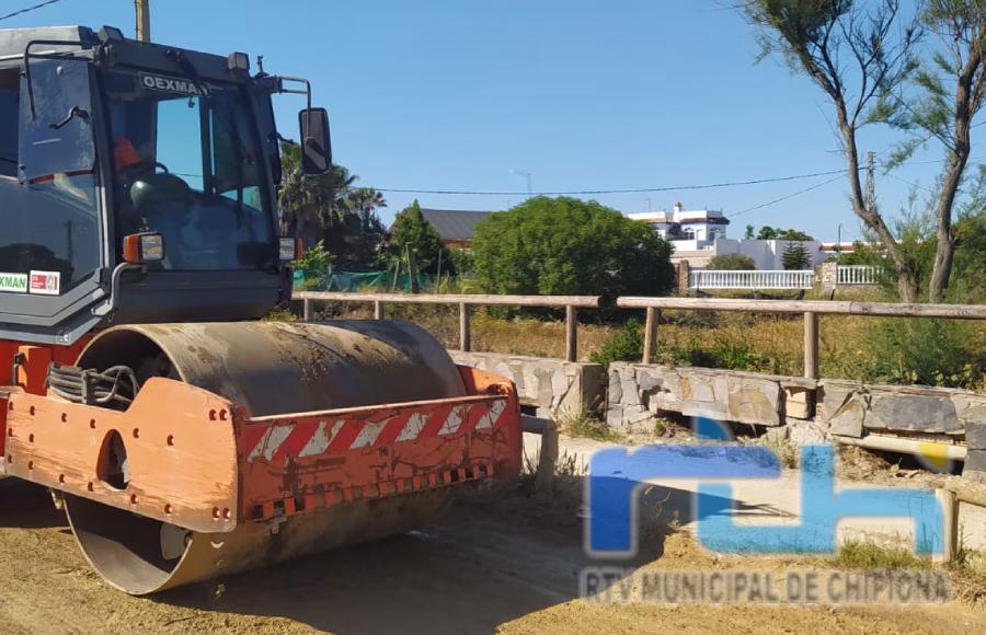 La Junta de Andalucía inicia trabajos de mejora en vías pecuarias de la localidad afectadas por los temporales