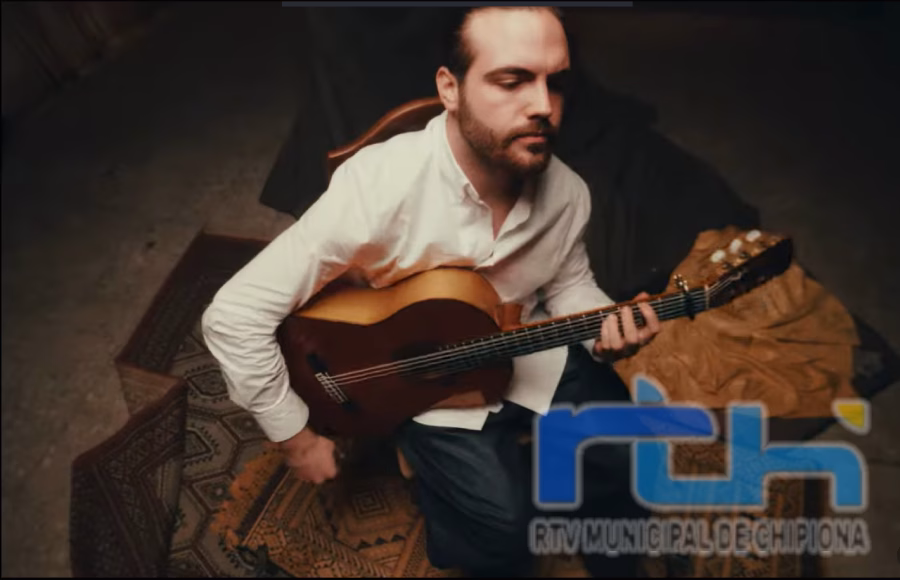 El guitarrista chipionero Antonio González lanza el videoclip de su composición ‘La Lectura’, Premio SGAE de Flamenco Paco de Lucía