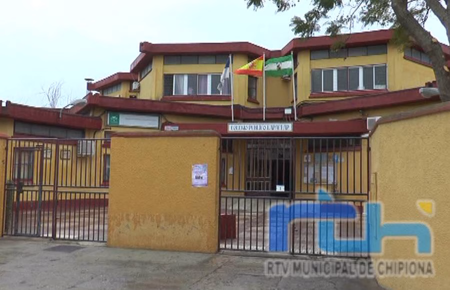 Abierto el plazo de matriculación para Infantil, Primaria y Educación Especial del próximo curso en Chipiona