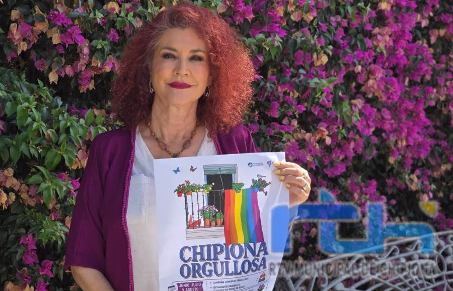 Isabel María Fernández presenta una programación del Día del Orgullo LGTBIQ+ en Chipiona que este año se extiende durante el verano