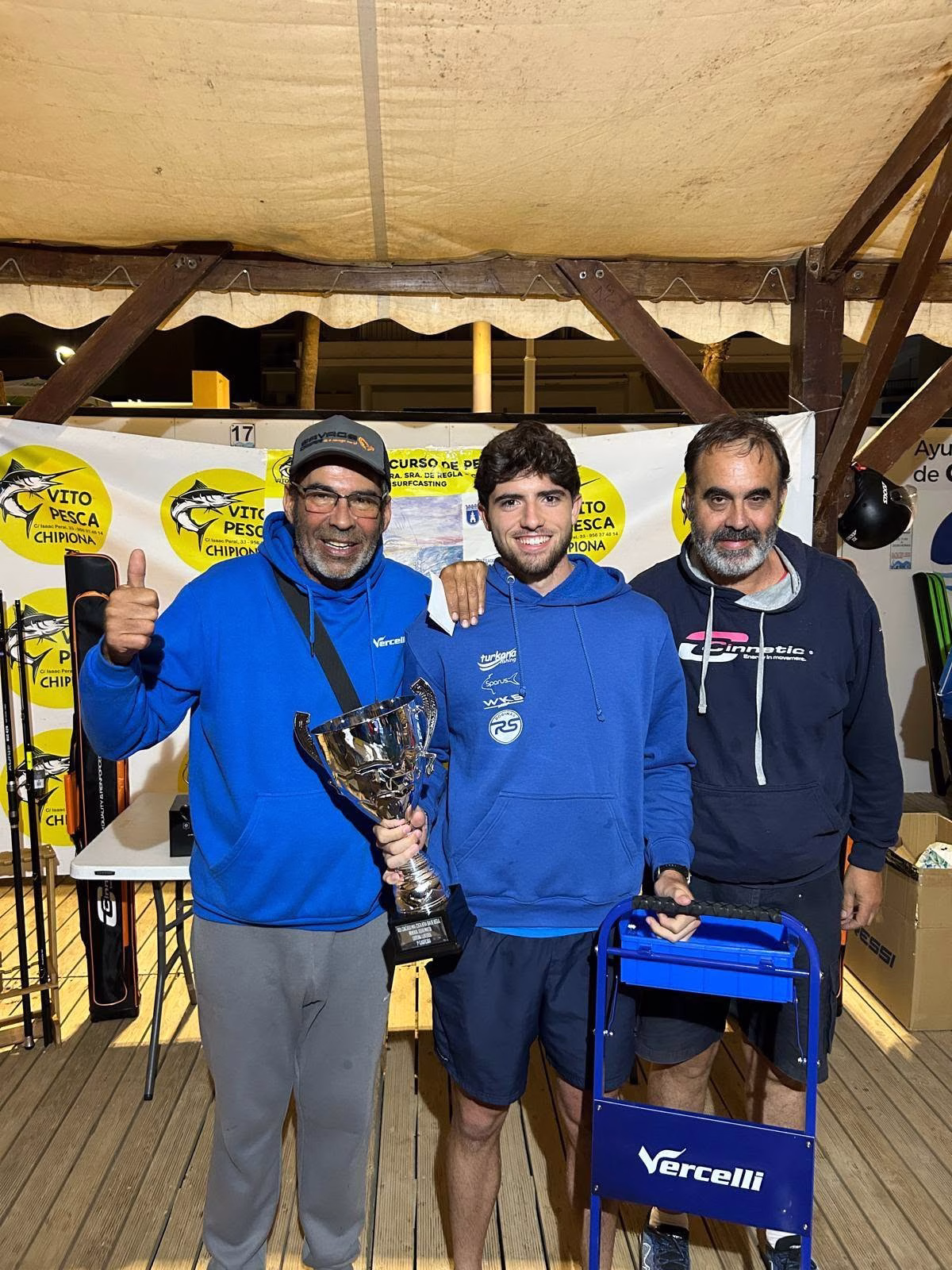 El Concurso de Pesca Mar-Costa contó 75 participantes y estuvo marcado por la llegada masiva de algas