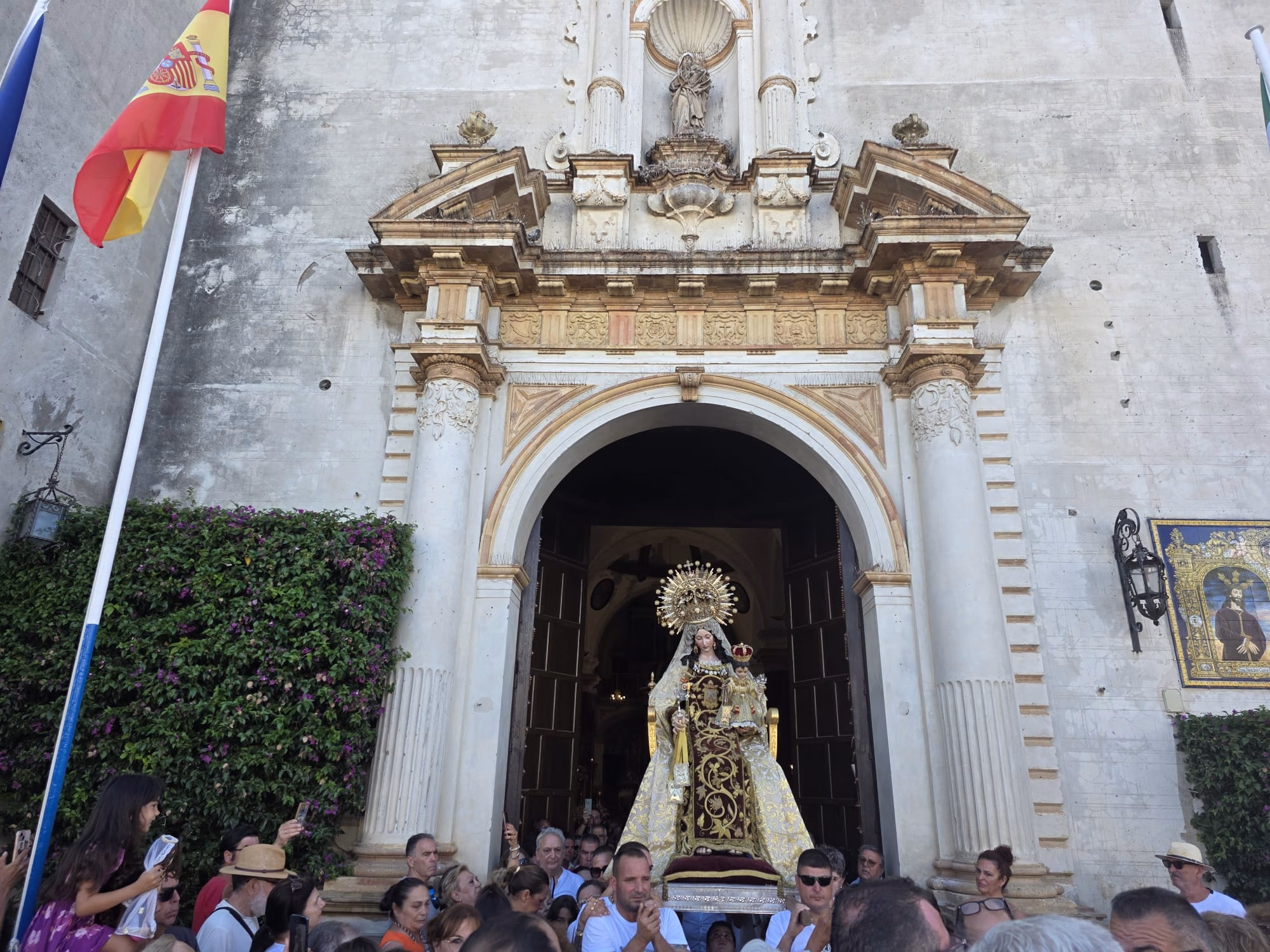Chipiona ya vive la tradicional jornada dedicada a la festividad de la Virgen del Carmen