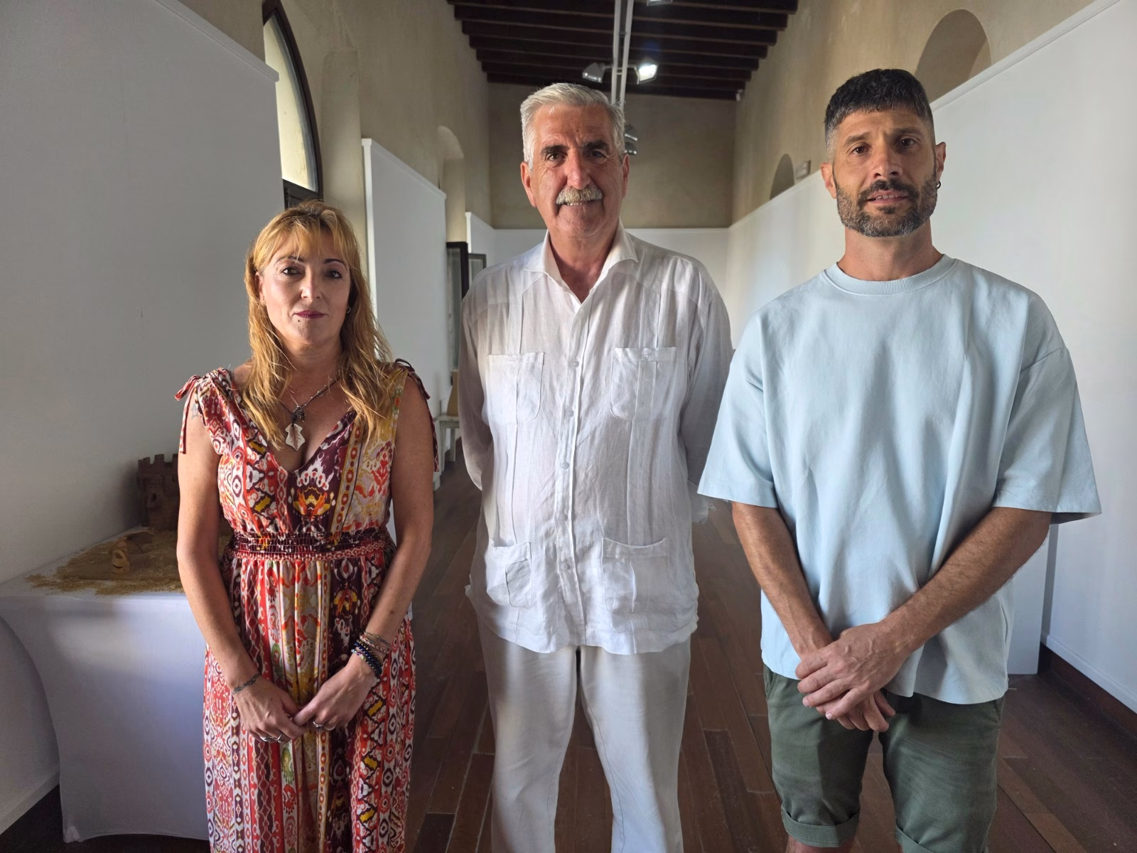 El Castillo de Chipiona acoge desde hoy la exposición ‘Figuras de Arena’ del Taller Municipal de Cerámica de María del Carmen Reyes