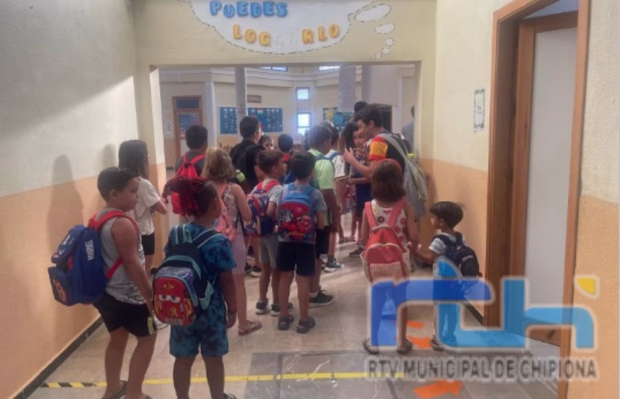 El programa Cuidaytos facilita la conciliación familiar durante el mes de agosto en Chipiona