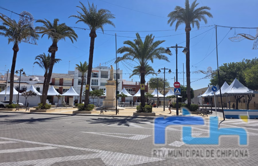 Comienza el montaje de las casetas para las Fiestas de Regla