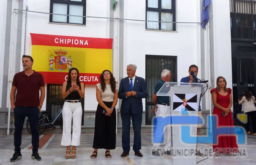 Chipiona se suma a la concentración convocada por la FEMP para mostrar su apoyo a Ceuta