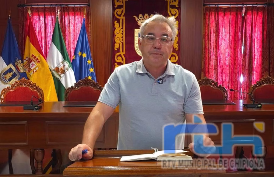 Pepe Mellado, candidato a la alcaldía de Chipiona por Izquierda Unida